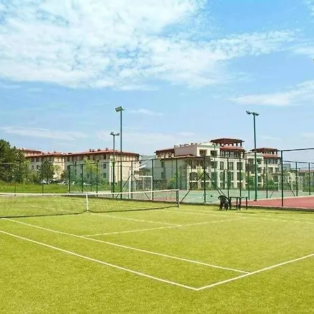 Green Life Beach Apartment Sozopol